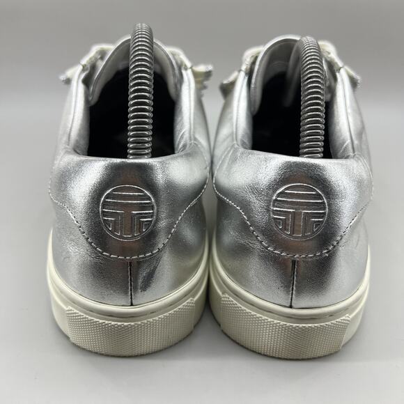 Tory Burch Gray and Silver Athletic Shoes with Sleek Design - Picture 4 of 12